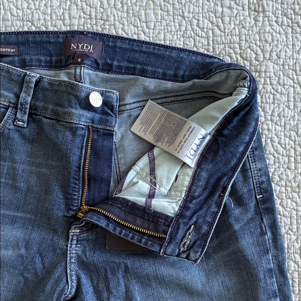New NYDJ Women’s Medium Wash Barbara Boot Cut Blue Jeans Sz 8 Lift Tuck Slimming - Picture 10 of 15